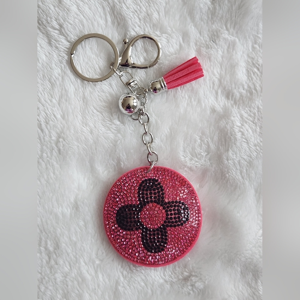 Pink Designer Keychain Set Luxury Iconic Logo Bag Charm Set - Picture 7 of 10